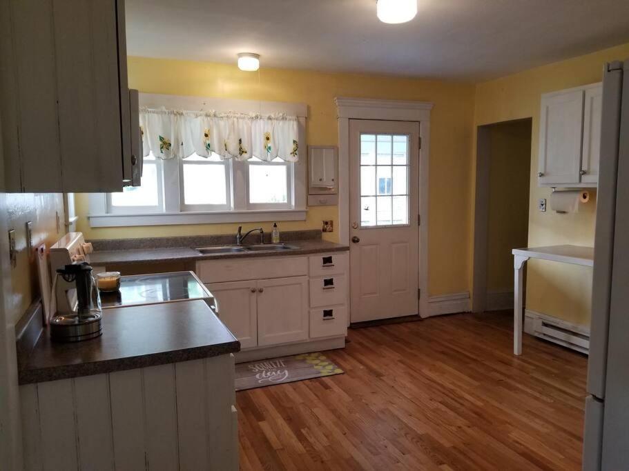 Basecampwv-Durbin. Spacious 4 Bedroom House W/Yard ภายนอก รูปภาพ