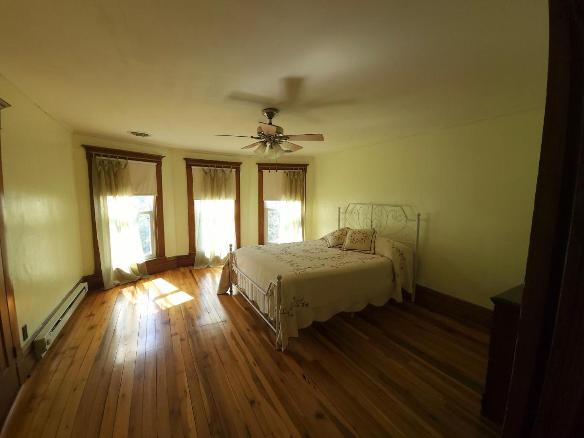 Basecampwv-Durbin. Spacious 4 Bedroom House W/Yard ห้อง รูปภาพ
